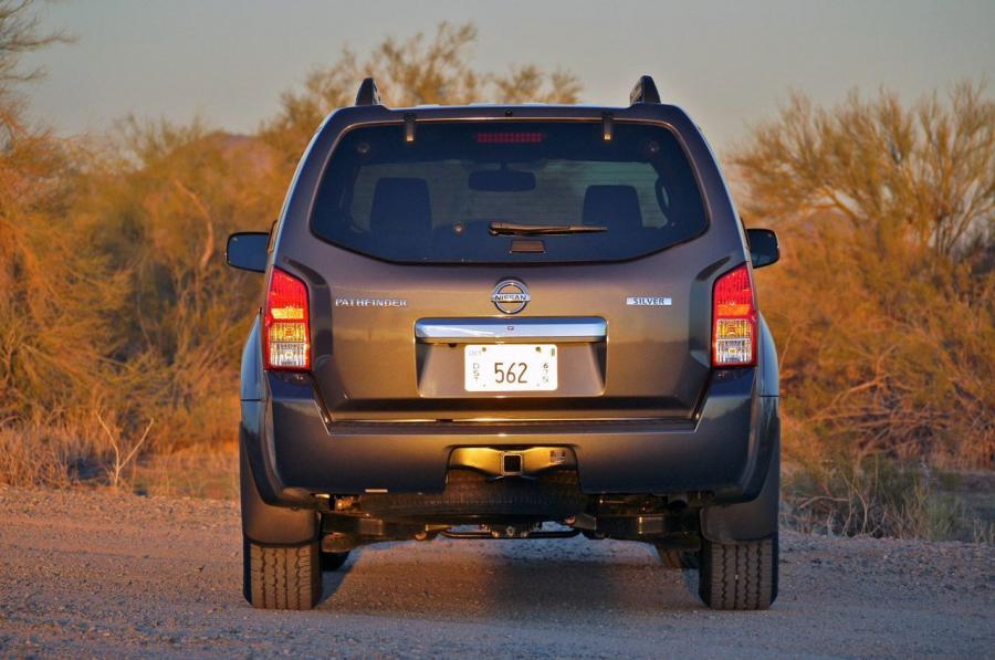  Nissan Pathfinder 2010 года  (фото 28 из 81)